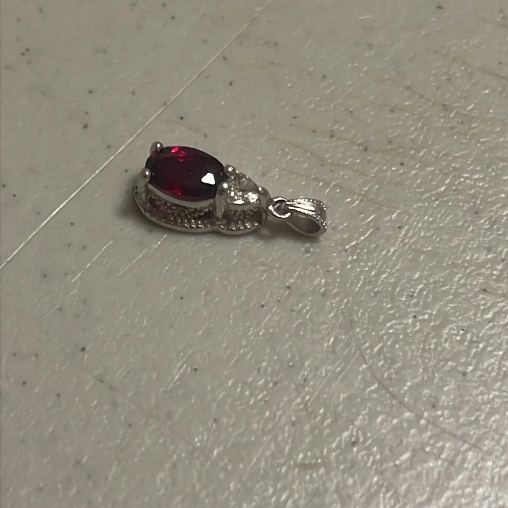 Elegant Sterling Silver 925 rj signed gemstone Pendant